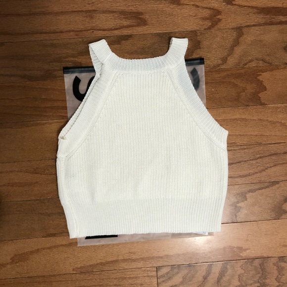 Knit Crop Top size Medium - Picture 8 of 11